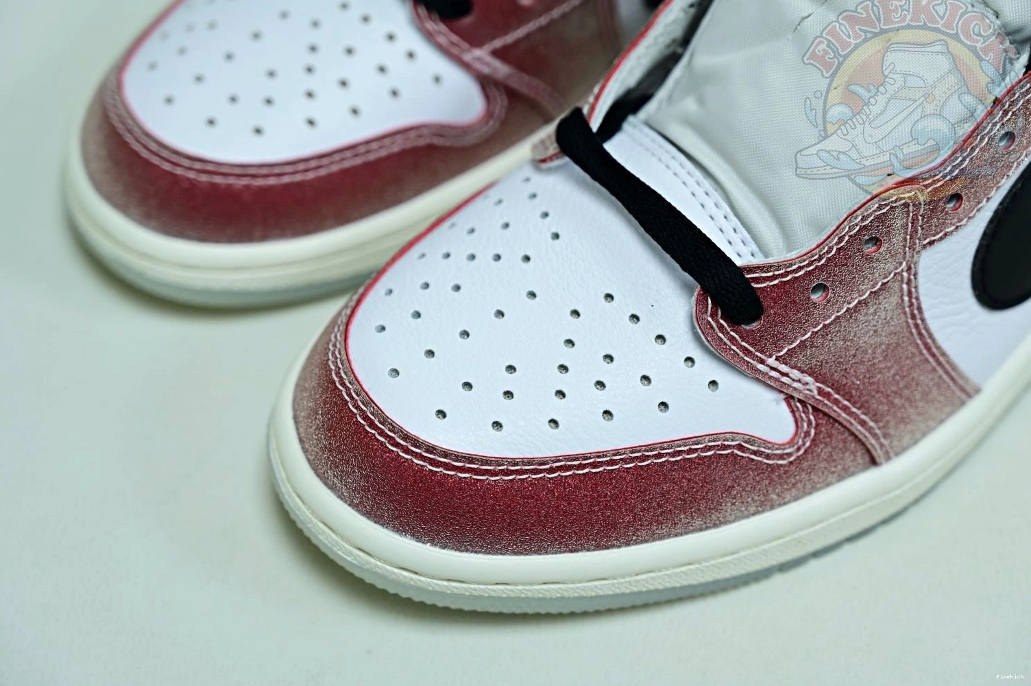 Room Trophy Jordan1 Low x Air Jordan OG 0731